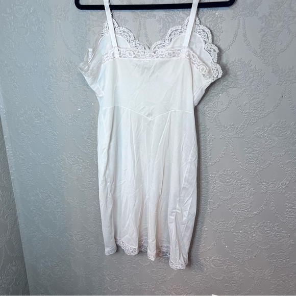 Elegant White Lace Trim Chemise Vintage 34 Med Medium great condition - Picture 4 of 6